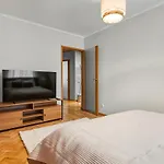 Cozy 2br Oldtown Rooftop Views 公寓
