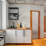 アパート Cozy 2br Oldtown Rooftop Views タリン